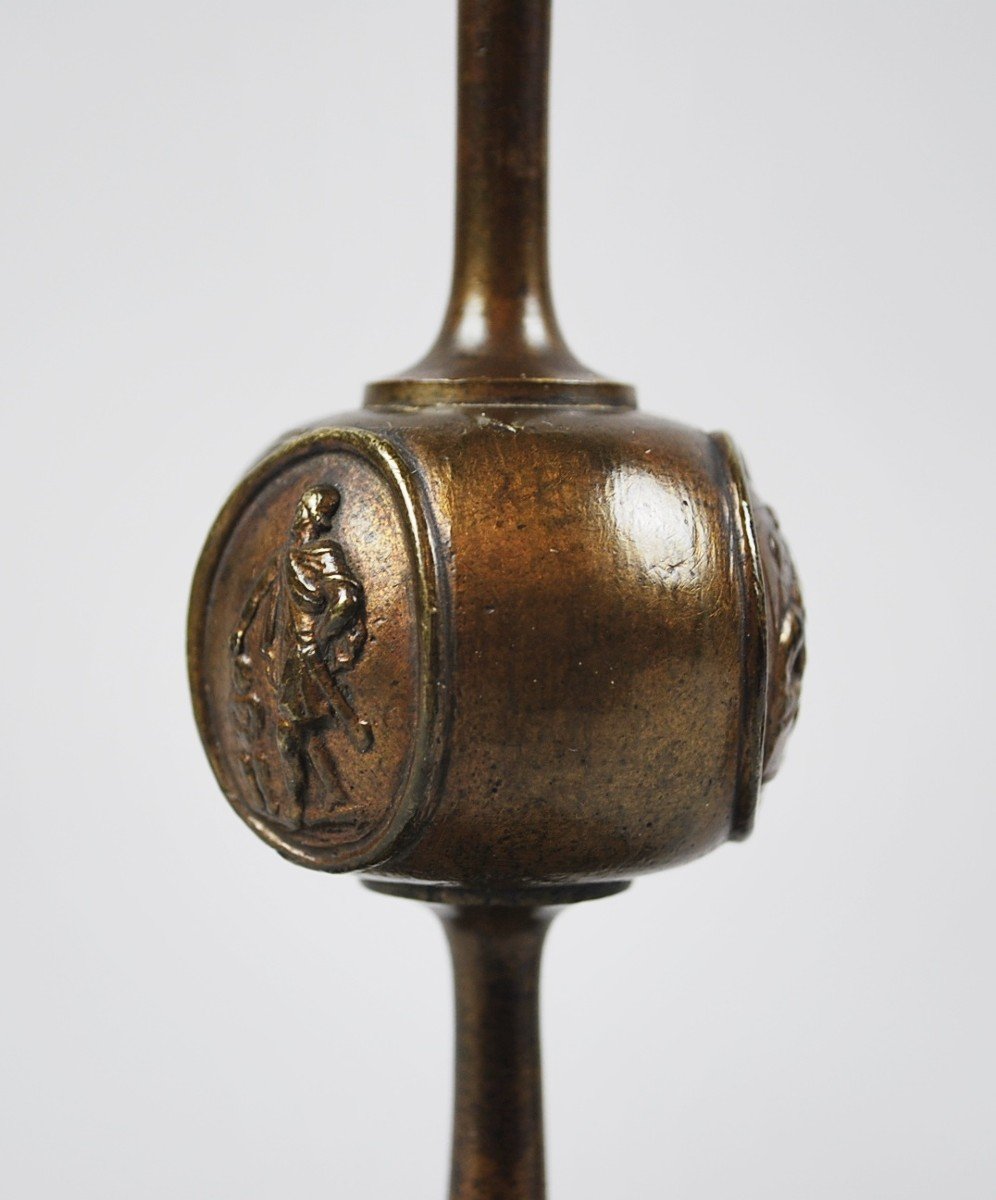 Pair Of Candlesticks, Claw Feet-photo-3