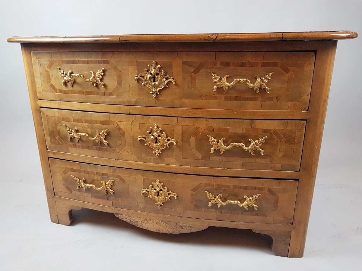 Louis XIV Commode In Walnut And Inlaid Mahogany, 18th