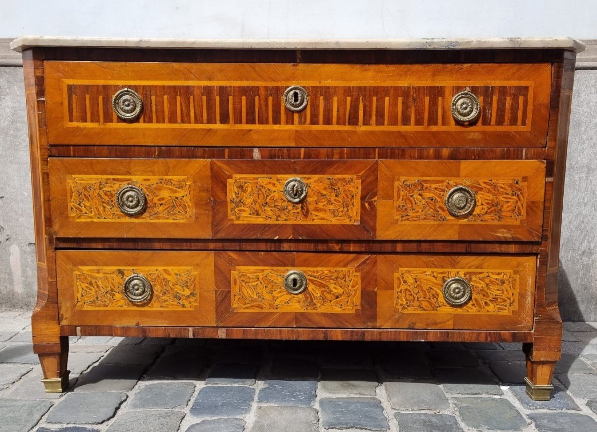 Louis XVI Commode In Inlaid Wood, 18th