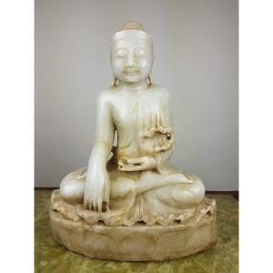Bouddha En Pierre Finement Sculpté, Début 20th