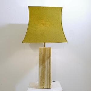 Grande Lampe En Travertin, Circa 1970 