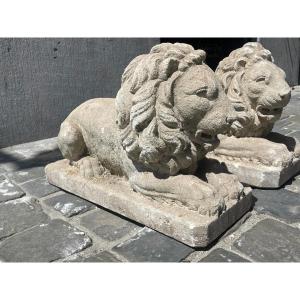 Paire de Lions en pierre tendre sculpté, 20th