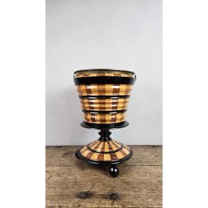 Dutch "teestoff" Bucket, Early 19th Century