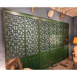 Green Lacquered Wood Glazing Bead In The Chinese Style, 3 Panels