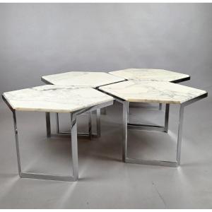 Ensemble de 4 tables basses en acier chromé et tablette de marbre, vers 1970