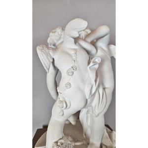 Biscuit « Deux amours se disputant un cœur », d’après Pigalle, manufacture Samson, vers 1900.