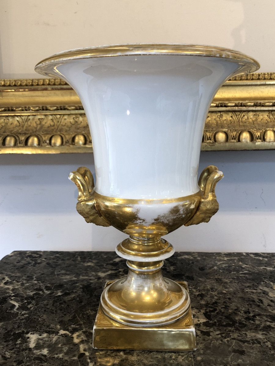 Grand Vase Médicis en Porcelaine De Vieux Paris époque Restauration vers 1820-photo-1