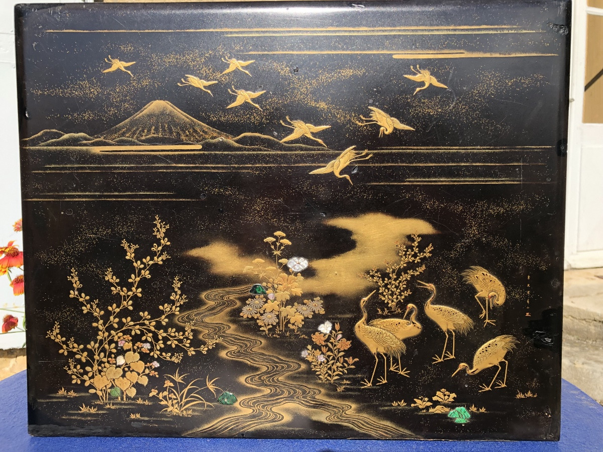 Lacquer Travel Box With Mount Fuji & Cranes Decor, Japan, 19th Century -photo-2