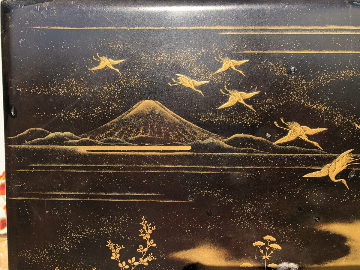Lacquer Travel Box With Mount Fuji & Cranes Decor, Japan, 19th Century -photo-1