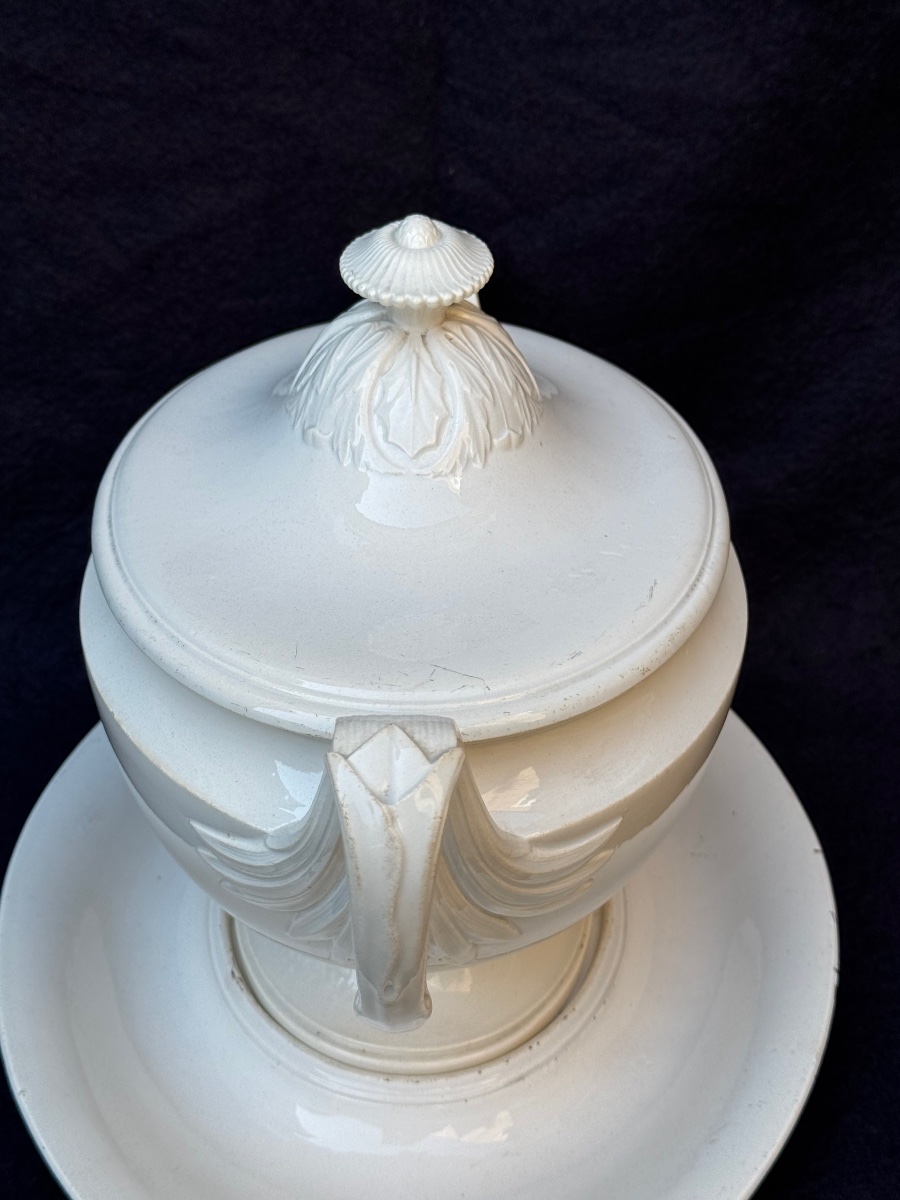 Soup Tureen & Display Piece, Circa 1820, Made Of Fine Creil Earthenware  -photo-3