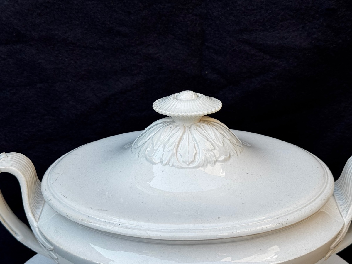 Soup Tureen & Display Piece, Circa 1820, Made Of Fine Creil Earthenware  -photo-3