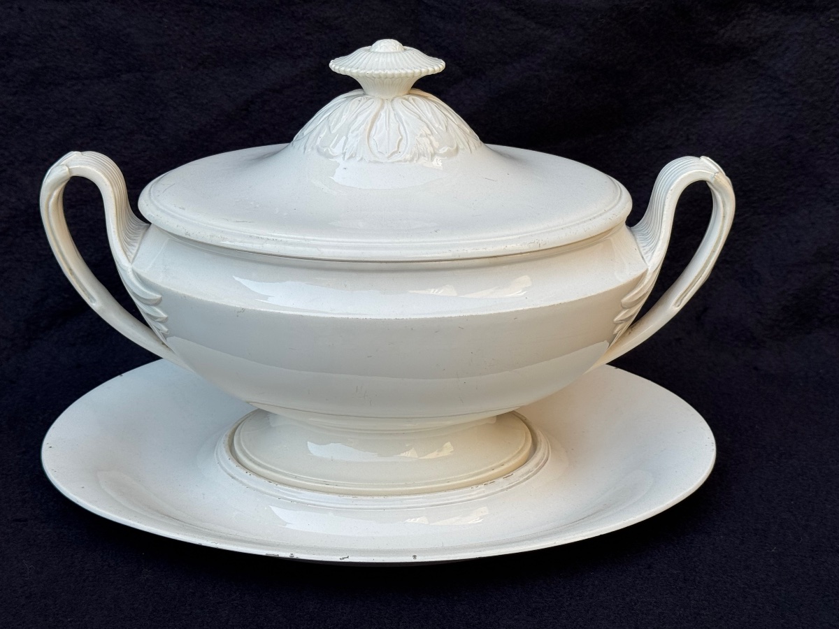 Soup Tureen & Display Piece, Circa 1820, Made Of Fine Creil Earthenware  -photo-4