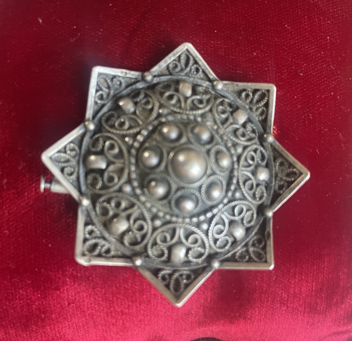 Filigree Silver Brooch -photo-3
