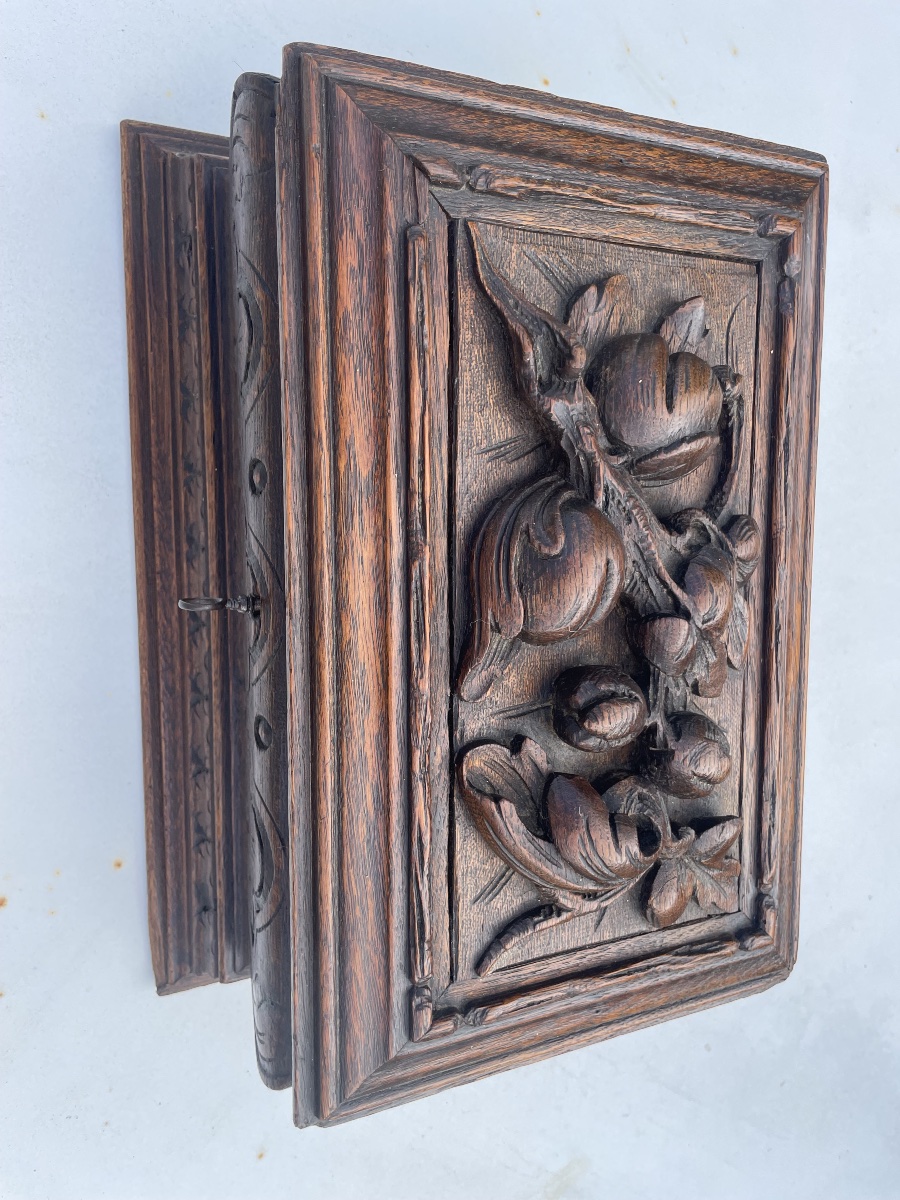 Coffret en chêne sculpté -photo-3
