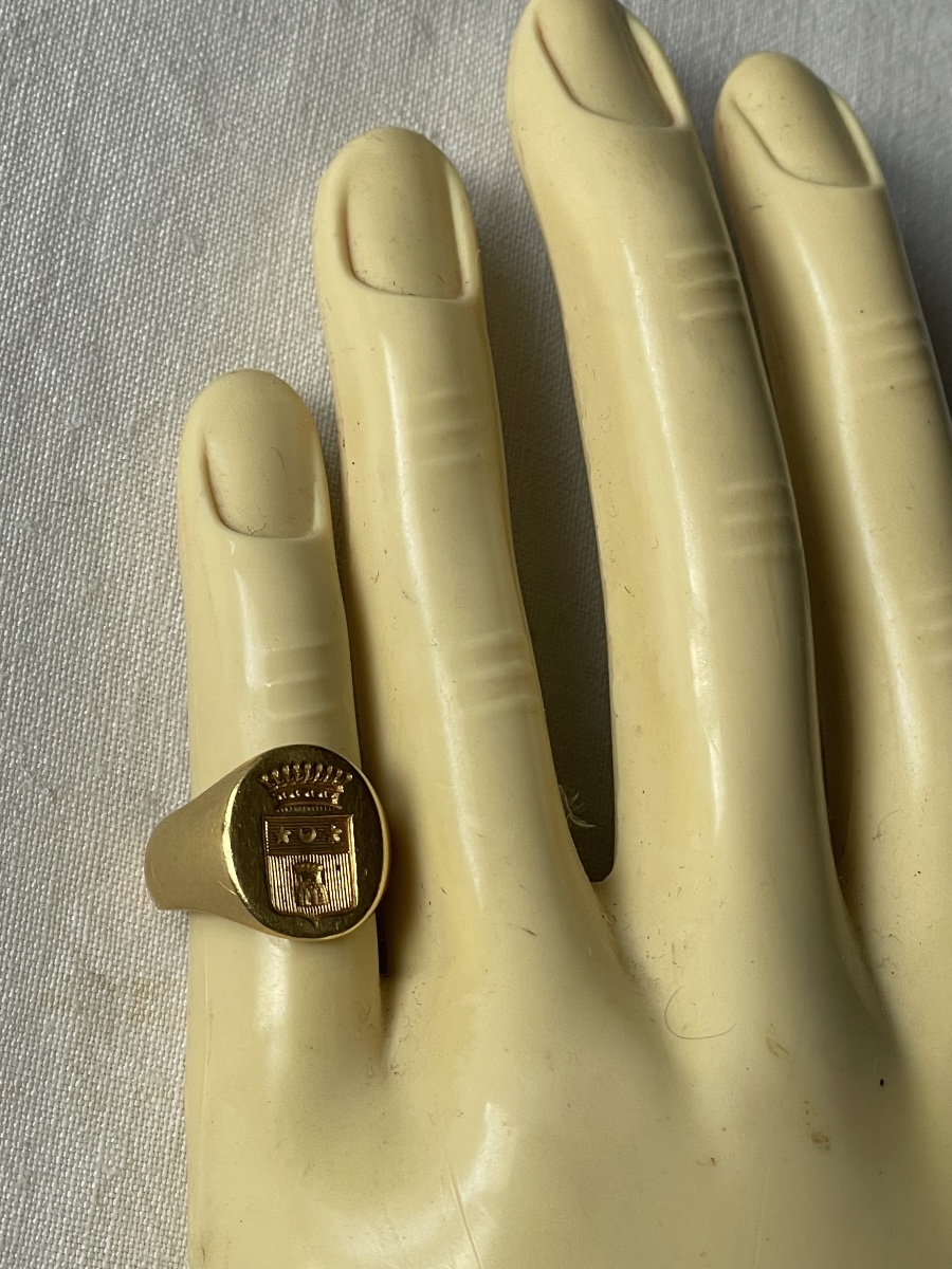Gold Signet Ring -photo-4