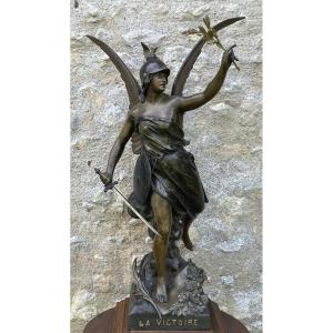 Sculpture Émile Louis Picault