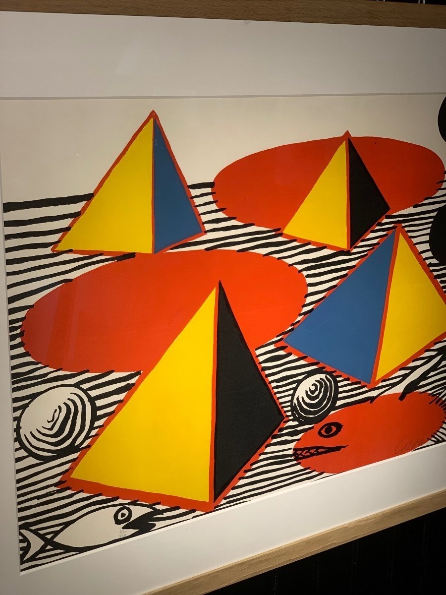 Alexander Calder - Lithographie "fish And Pyramids"-photo-3