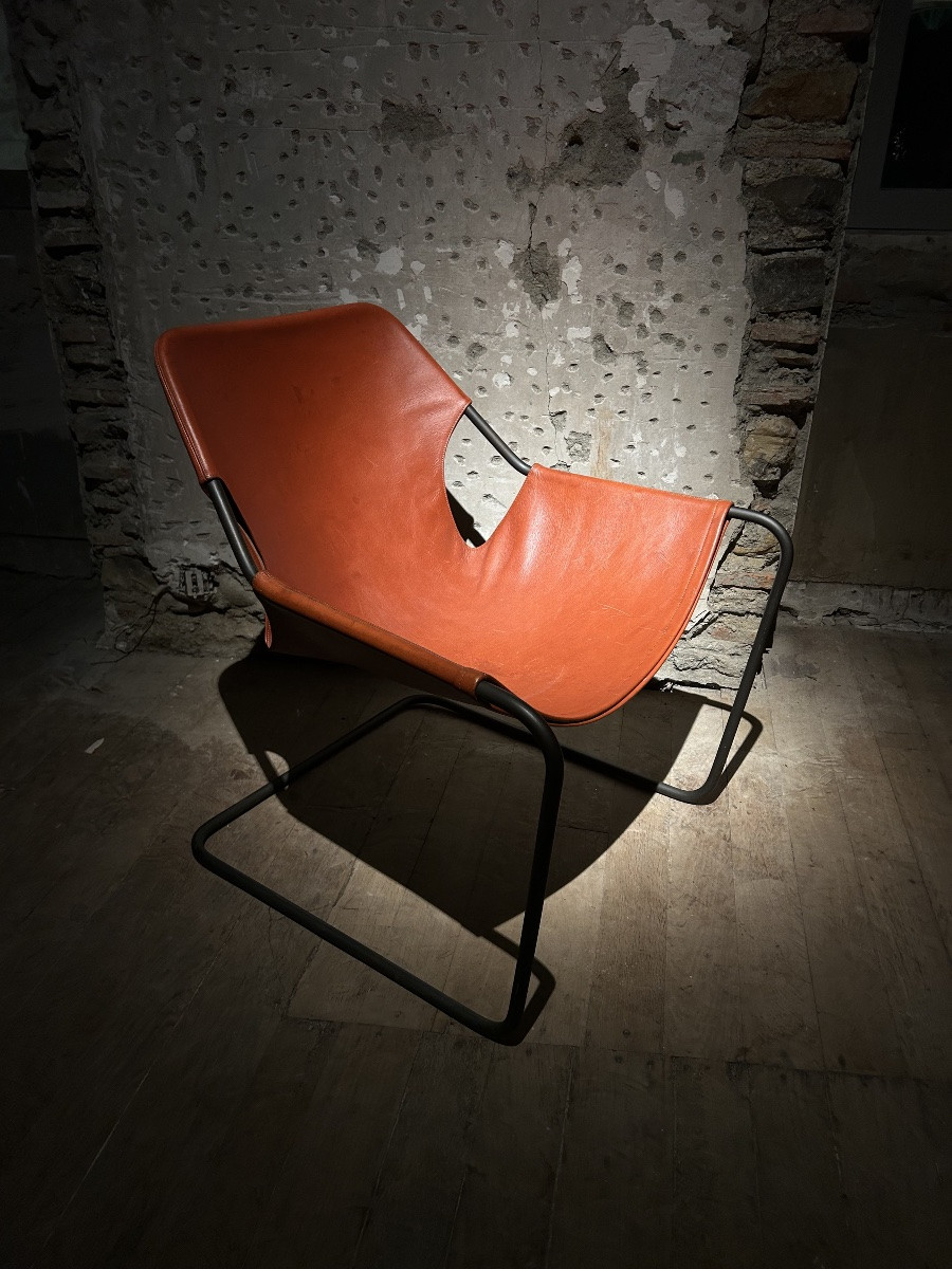 Fauteuil Paulistano en cuir cognac de Paulo Mendes da Rocha-photo-3