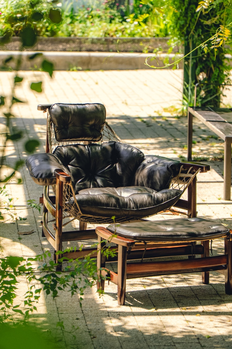 Jean Gillon - Rare Jangada Armchair And Ottoman - Brazil 1960-photo-7