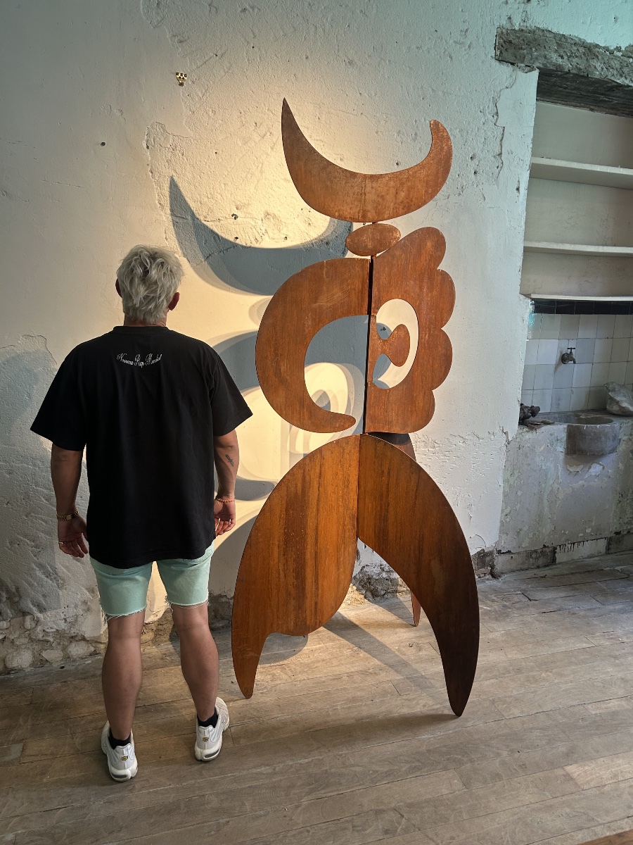 Grande sculpture en acier corten d’Antonine de Saint Pierre-photo-2