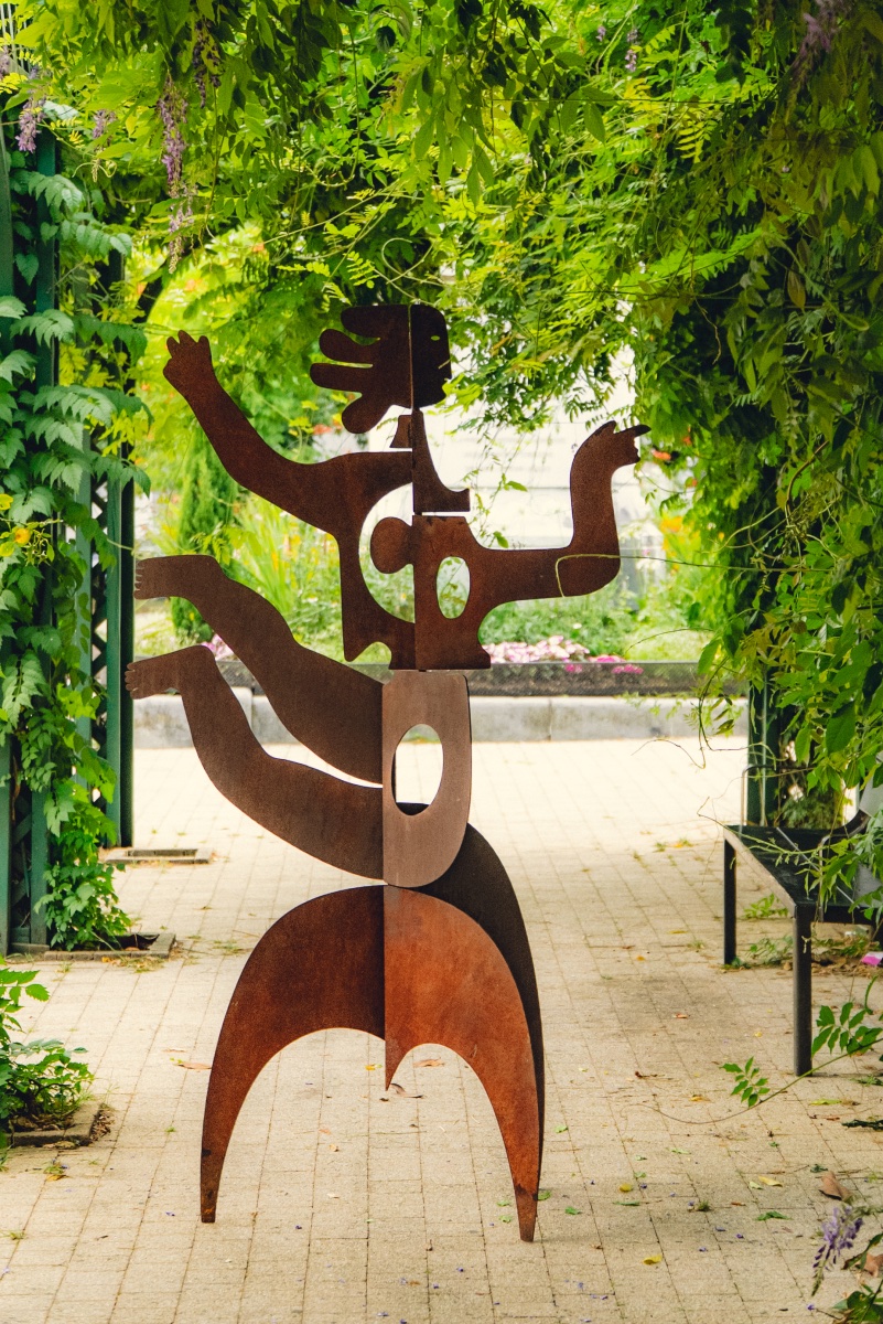 Antonine De Saint Pierre  - Large Sculpture Titled “eva” Made Of Oxidized Steel -photo-3