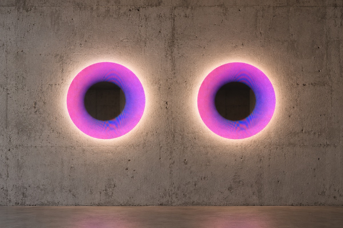 Patricia Urquiola - Pair Of Pink Lighted Mirrors-photo-3