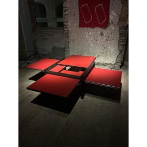 Table Basse Hexa Carrée Modulable rouge par Bernard Vuarnesson