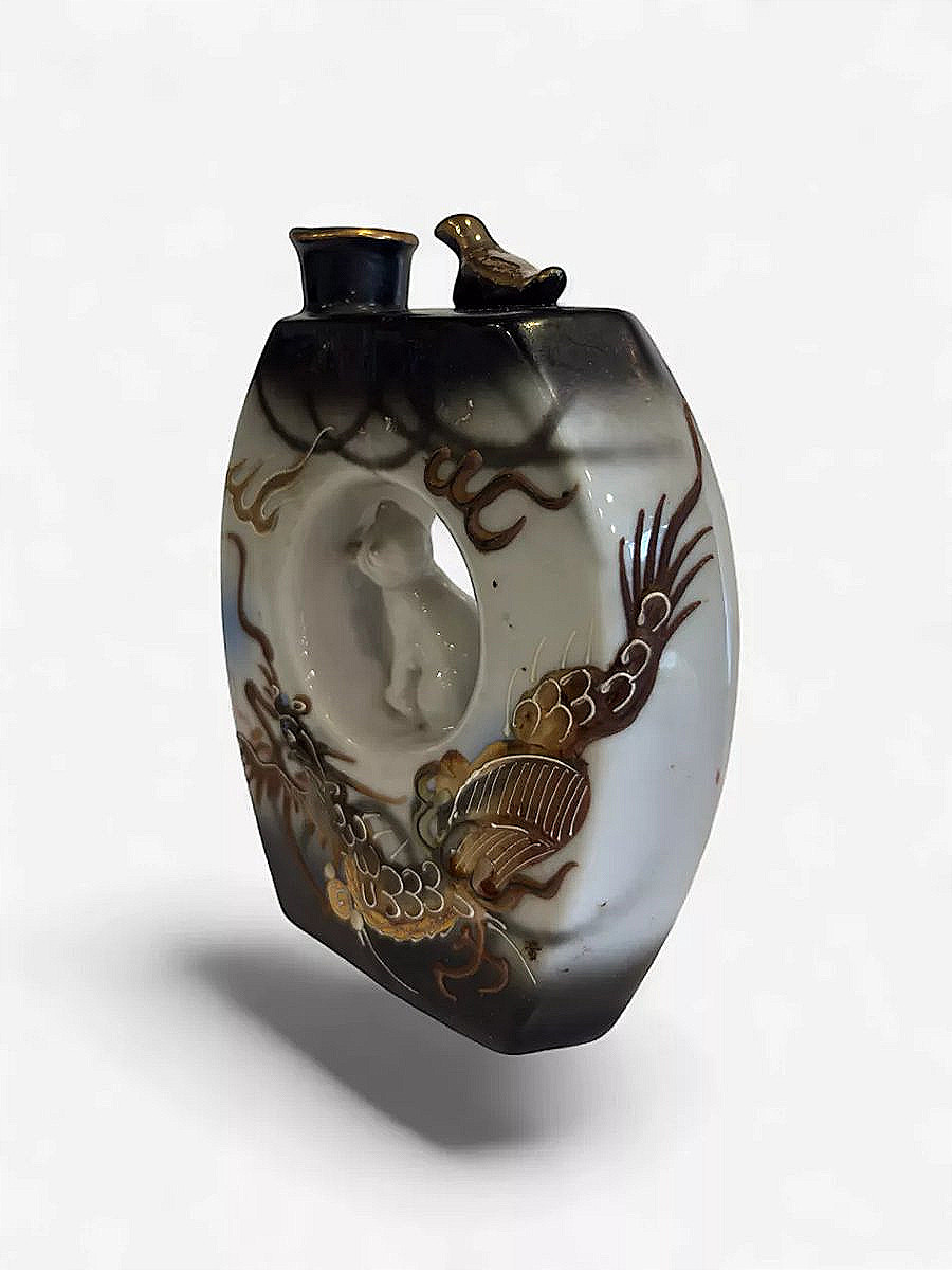 Japanese Porcelain Vase With Lucky Cat -photo-4