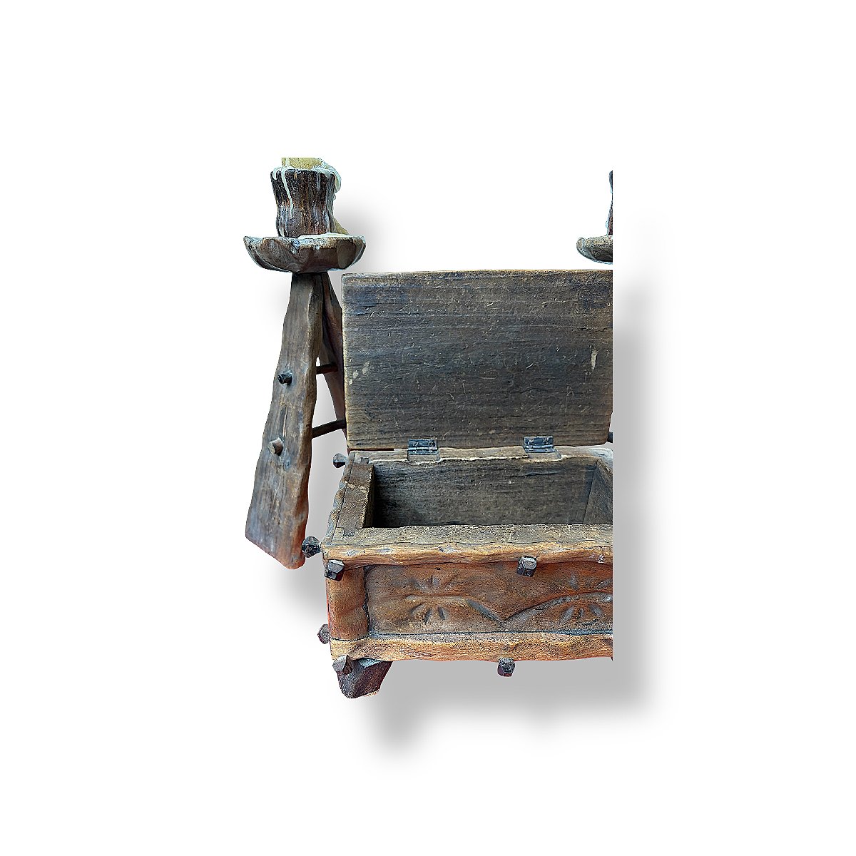 Ensemble Style Médiéval en Bois Sculpté - Coffret Clouté & ses Deux Bougeoirs - Art populaire-photo-5