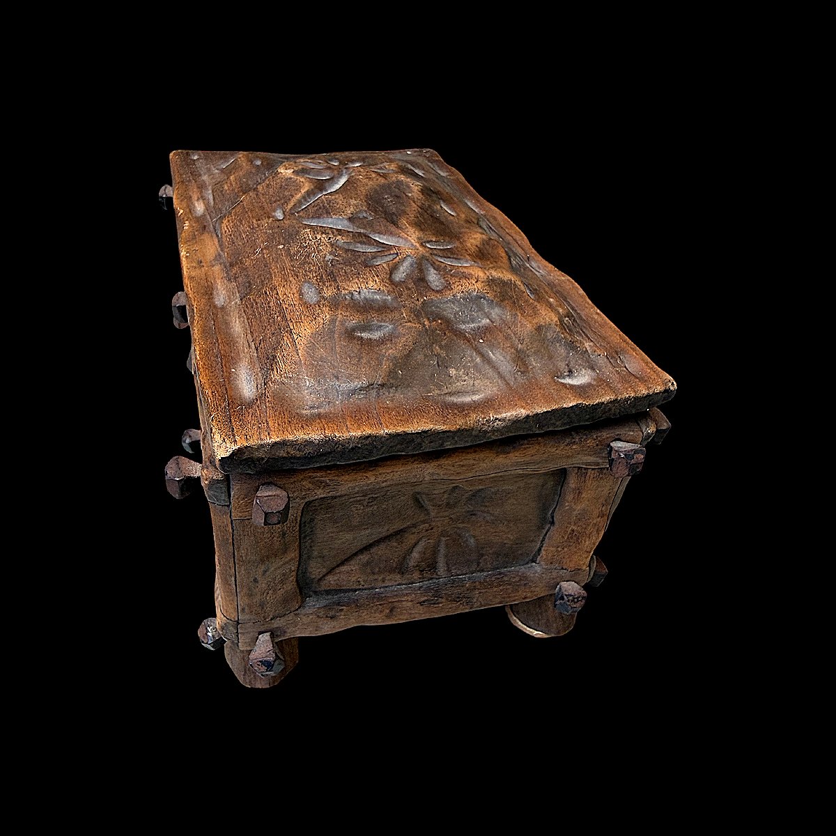 Medieval Style Carved Wooden Set - Studded Box & Two Candlesticks - Folk Art-photo-1