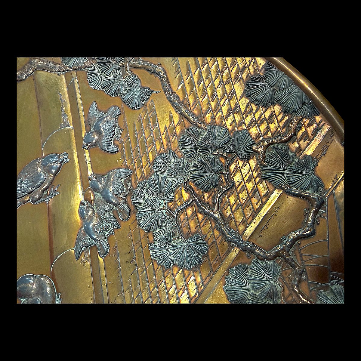 Bronze Dish Japan Meiji Period (1868-1912) Chidori Decoration - Signed Tadatsugu - Diam 37 Cm-photo-5