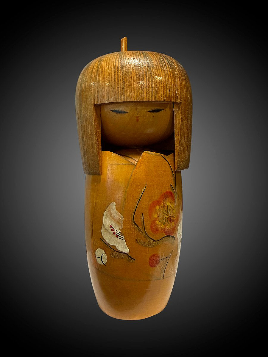 Painted Japanese Kokeshi Wooden Doll - Signed On The Bottom - Circa 1960 - Height 13 Cm