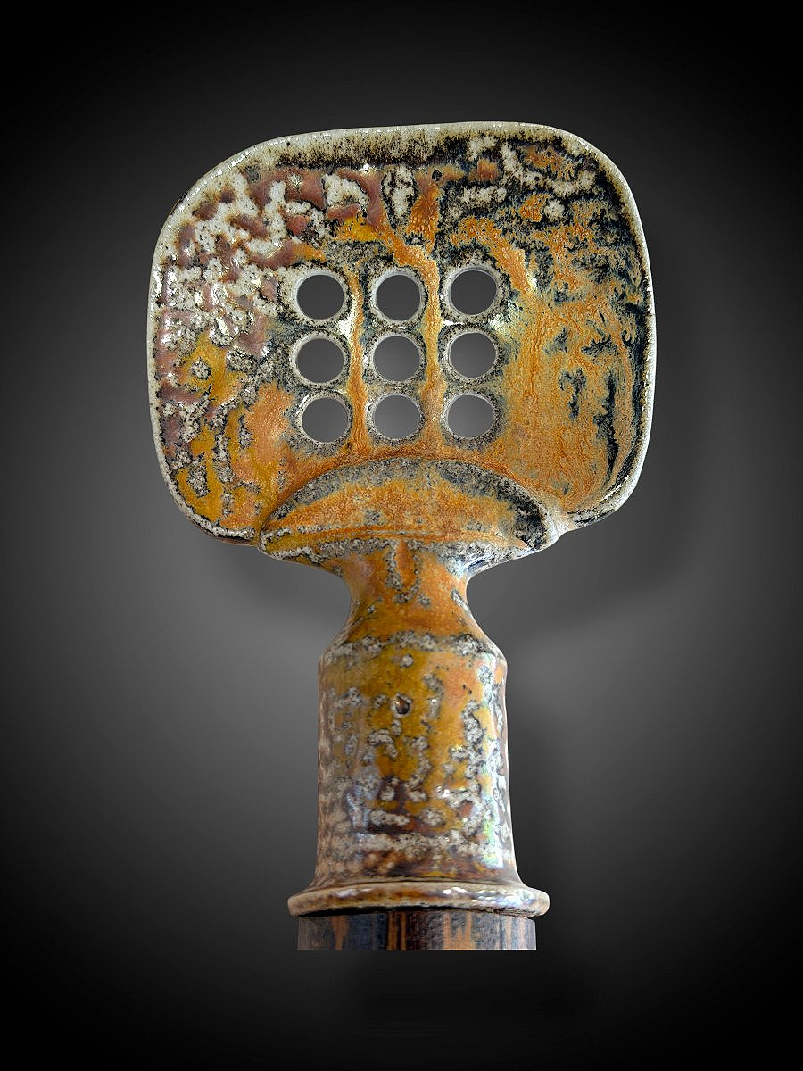 Glazed Stoneware Curio On A Bamboo Handle (japan—shōwa Period?)—20th Century-photo-2