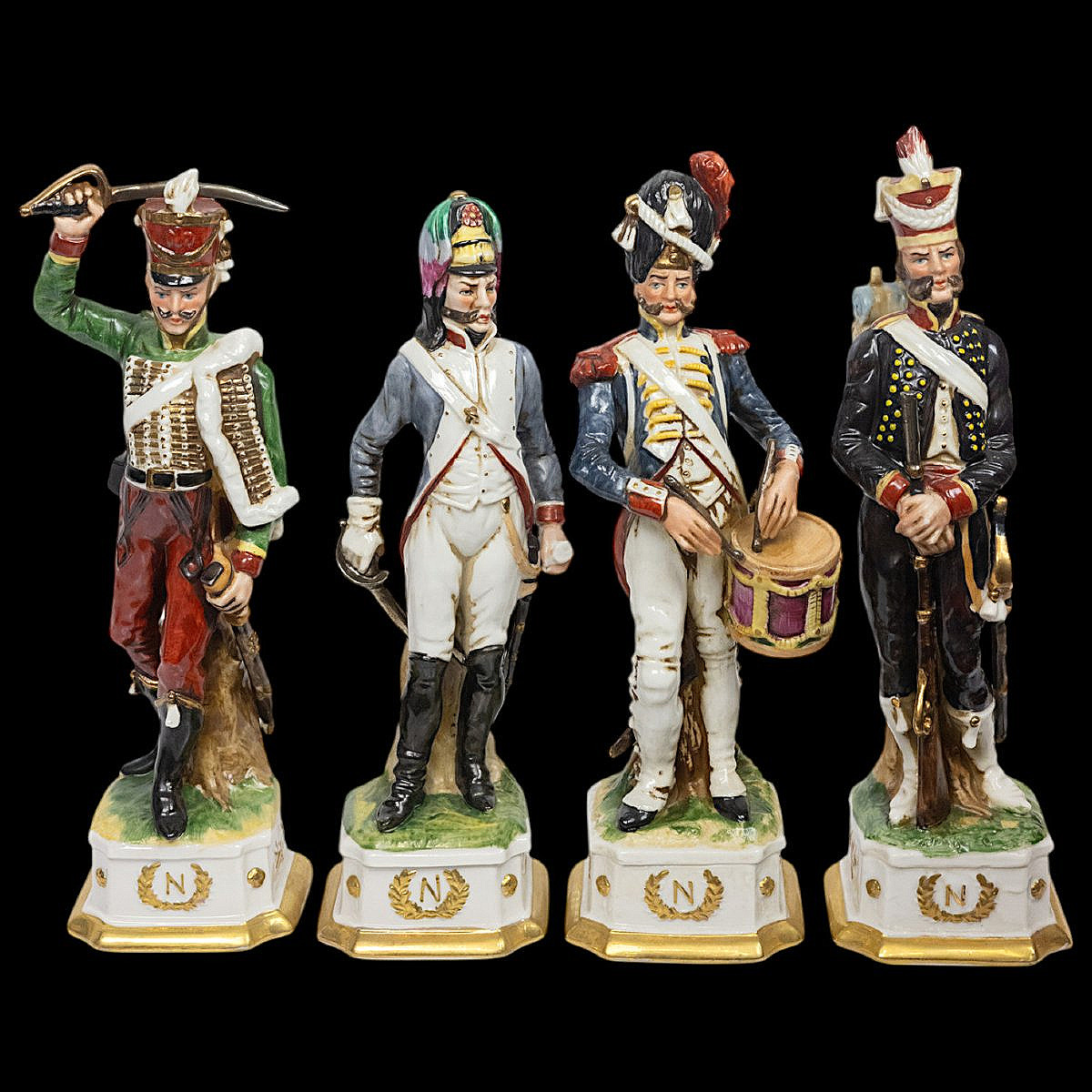 Ensemble de 16 Soldats Napoléoniens en Porcelaine - Dans le goût Capodimonte - XXe siècle-photo-3