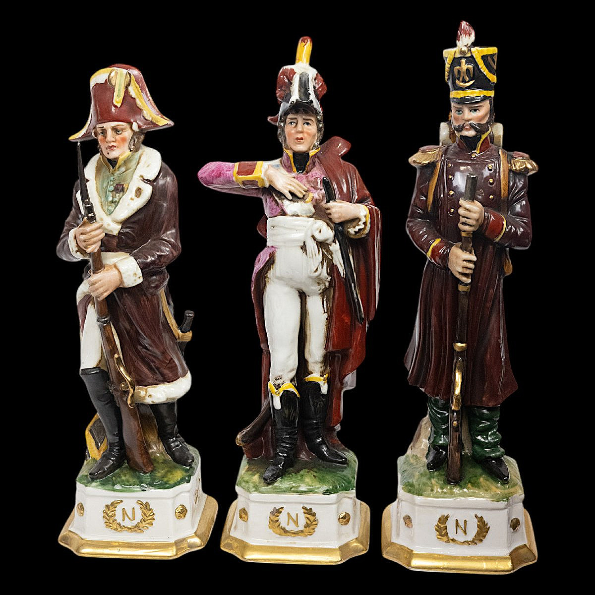 Ensemble de 16 Soldats Napoléoniens en Porcelaine - Dans le goût Capodimonte - XXe siècle-photo-1
