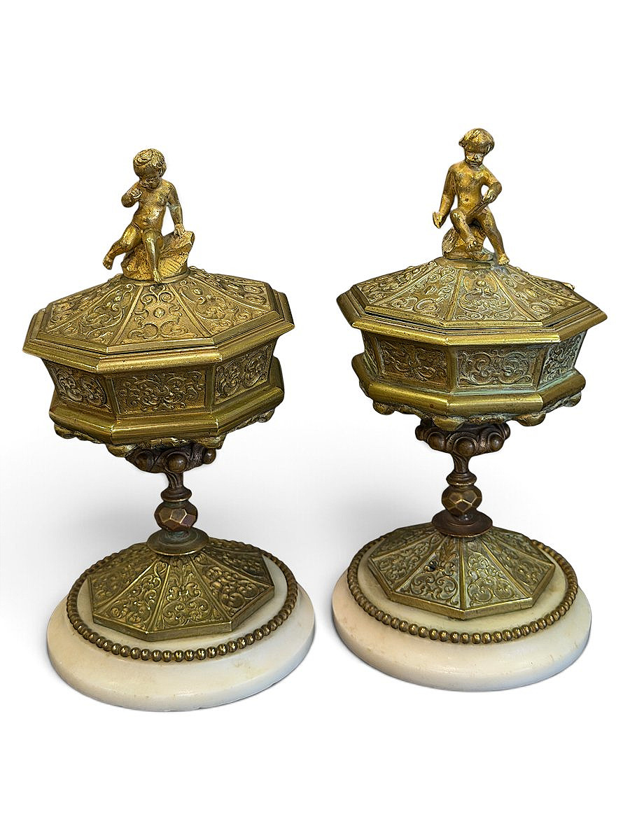 Pair Of Octagonal Gilded Bronze Candy Dishes Decorated With Putti—alabaster Bases—19th Century