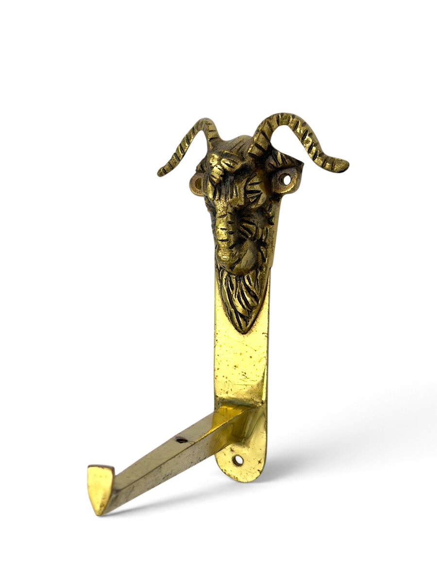 Pair Of Brass Wall Coat Hooks With Ram Heads - Shelf Brackets - Circa 1900-photo-1