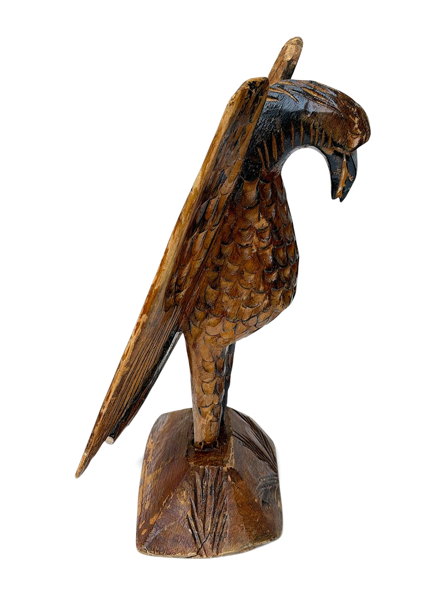 Aigle en bois sculpté aux ailes déployées sur son socle amovible - Art populaire - Hauteur 29cm-photo-1