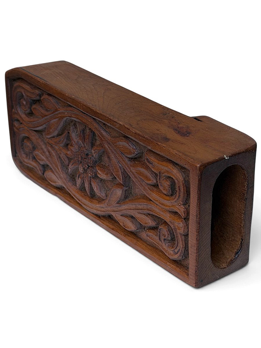 Coffin Étui Porte-Pierre Bois Sculpté Edelweiss Art Populaire Queyras Saint-Véran - Circa 1950-photo-1