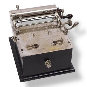 Tabatière - Machine du Siècle - Brevetée SGDG Modèle 3 - Paris - Vers 1900