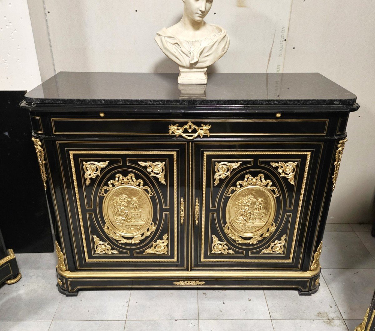 Meuble d'Appui Portes "Diehl" en Marqueterie Boulle Avec Médaillons ép. Napoléon III Napoleon 3-photo-3