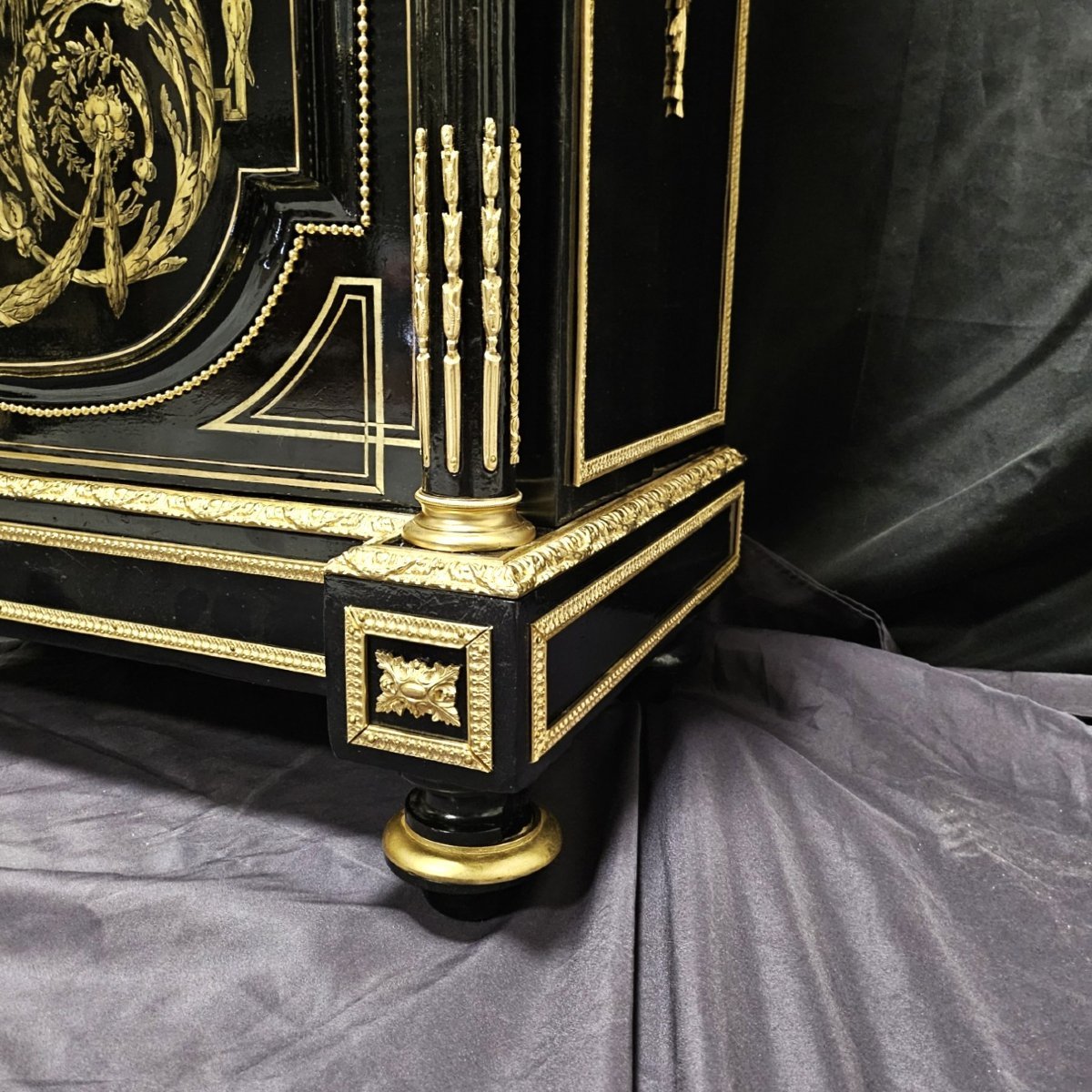 meuble d'appui à colonnes en marqueterie boulle estampillé DIEHL époque Napoléon III napoleon 3-photo-5