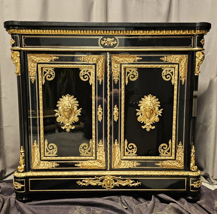meuble d'appui 2 portes marqueterie boulle estampillé VEDDER époque Napoléon III napoleon 3