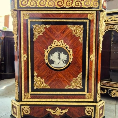 Premiere-Image-1736680