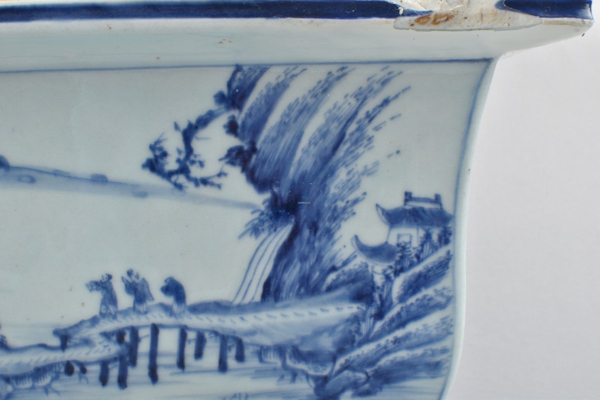 Jardinière Bleu Et Blanc En Porcelaine De Chine. Qianlong-photo-3