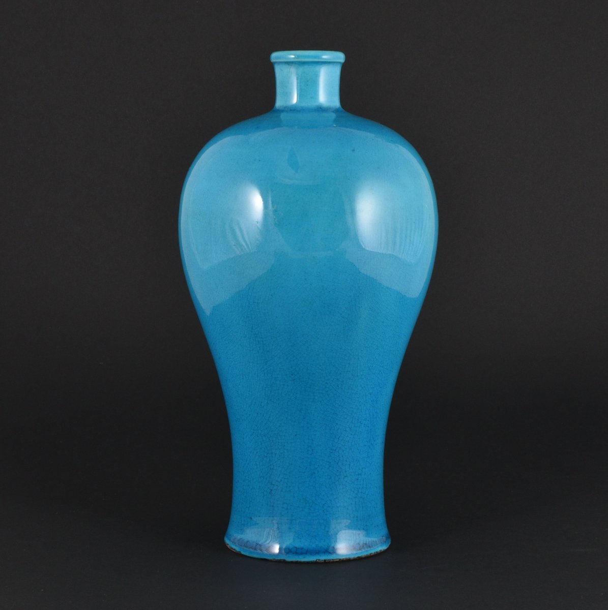 Vase Meiping  Turquoise En Porcelaine De Chine. Qianlong