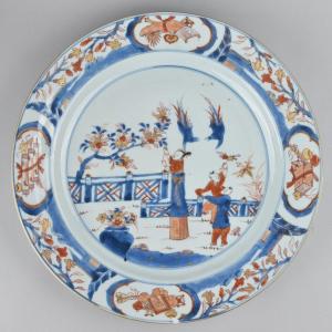 Very Large Chinese Imari Charger Decorated With Figures. Kangxi