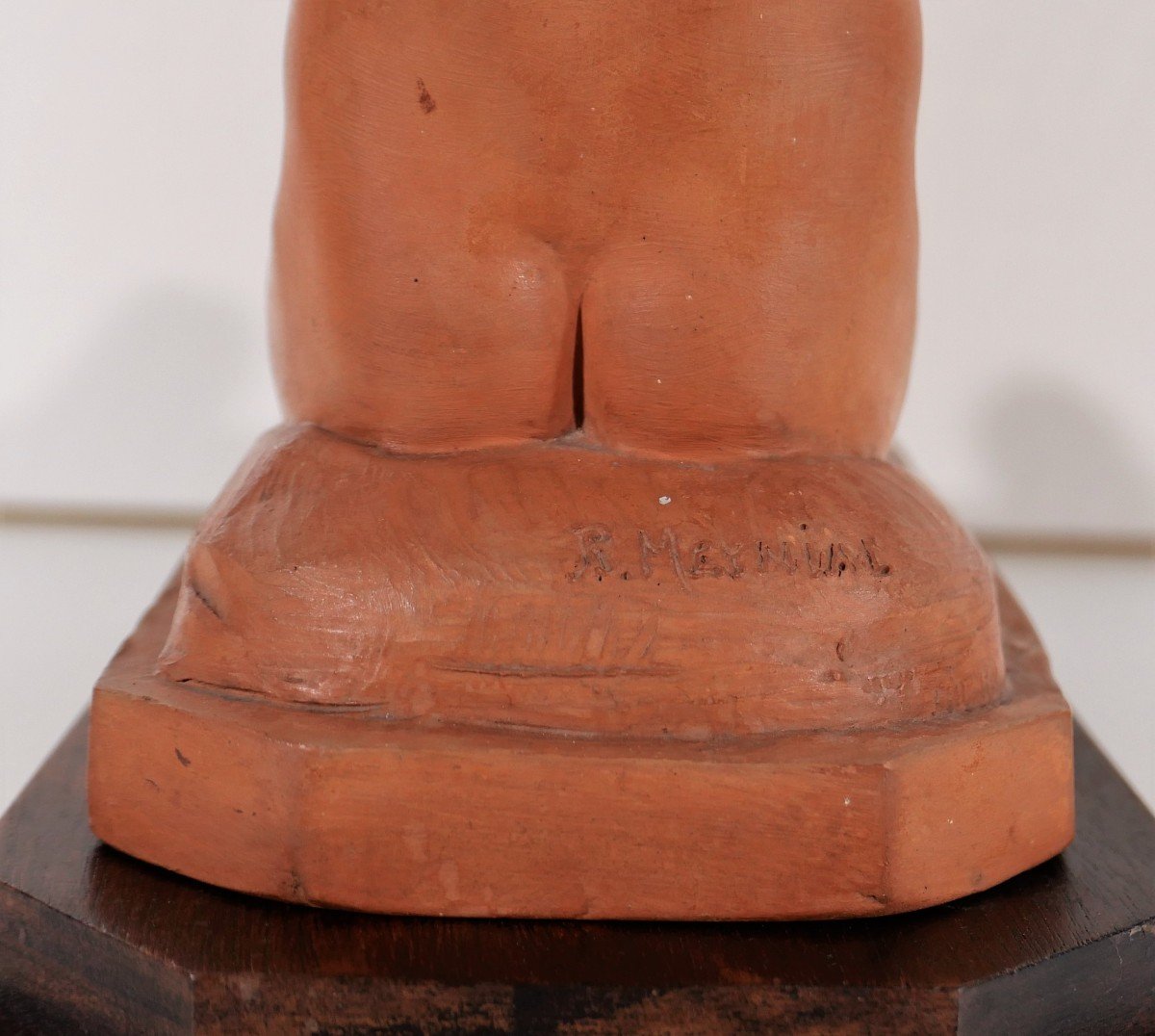 René MEYNIAL (1897-1996) Jeune fille assise à l'oiseau, sculpture, terre cuite, circa 1930-photo-3