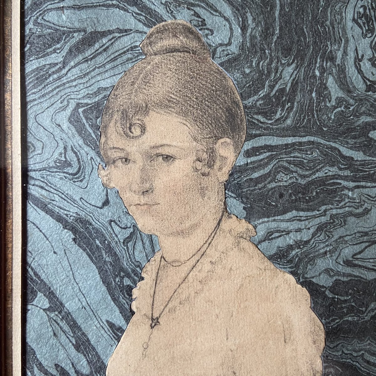 19th-century French School, Portrait Of A Young Woman, Pencil, Cut-out Paper, Antique Frame -photo-4