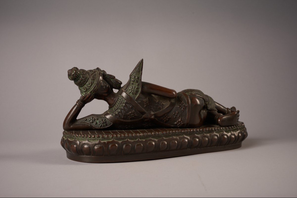 Reclining Buddha In Bronze, Indo Chinese School Circa 1900-photo-3